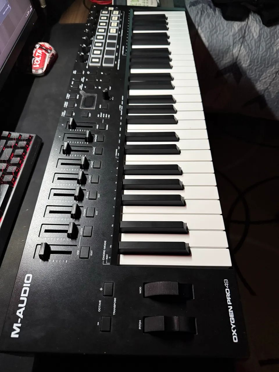 M-Áudio Oxygen Pro 49 - OPORTUNIDADE! - Foto 2