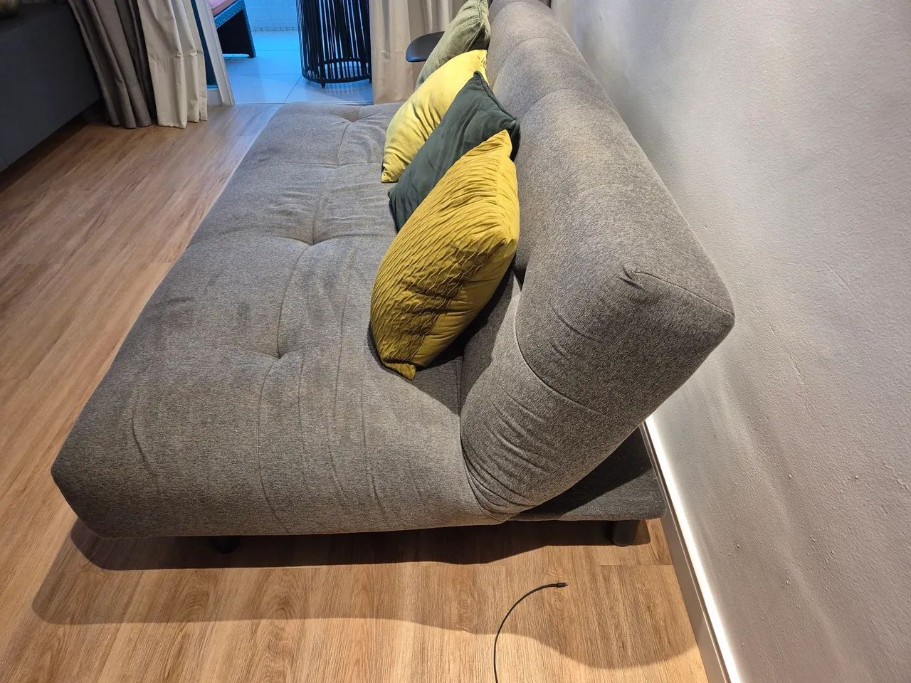 Vendo Sofá cama retrátil Tok&Stok