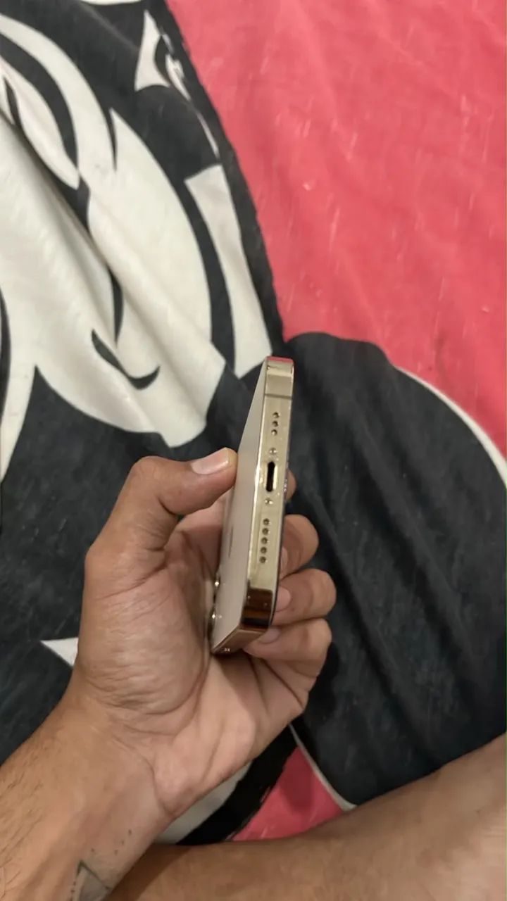 iPhone 12 Pro 128GB - GOLD // EXCELENTE - Foto 2