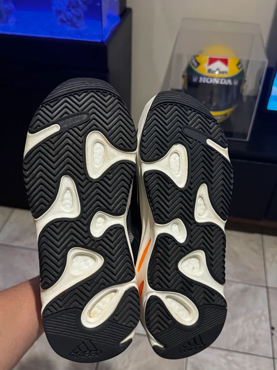 Adidas Yeezy boost 700 V1 Wave Runner original  - Foto 2
