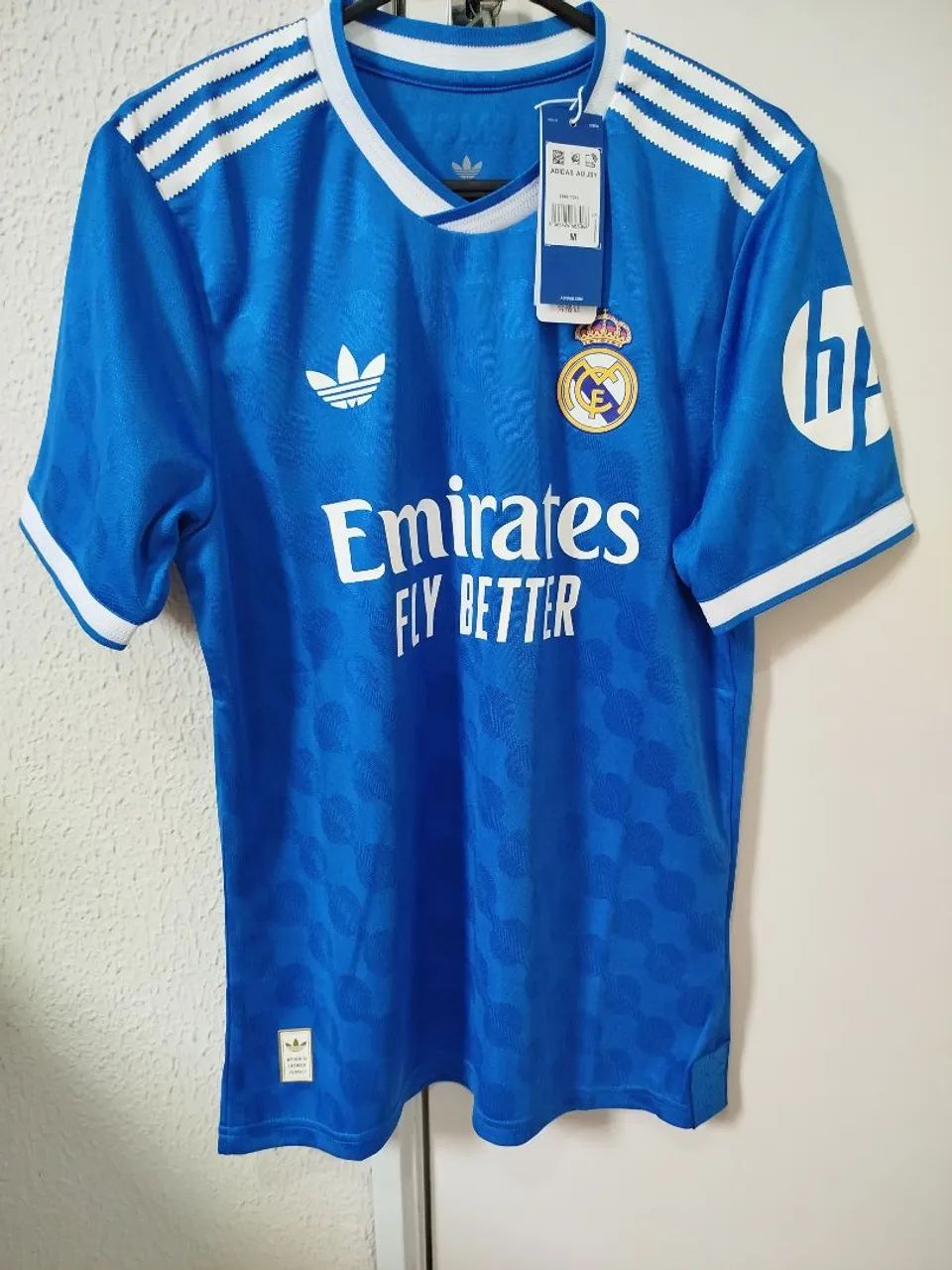 Camisa real Madrid azul
