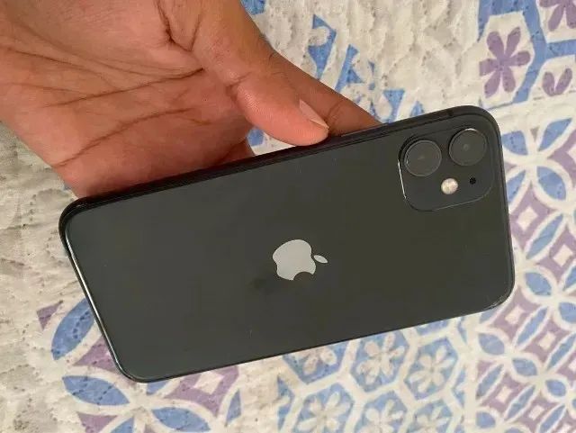 iPhone 11 64gb 85% bateria