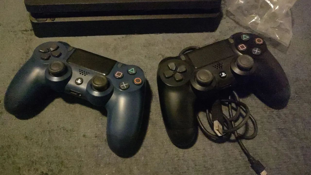 PS4 SLIM - Usado - Foto 3