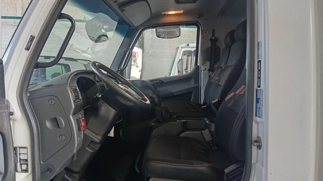 Mercedes Accelo 815 2022 - Foto 5