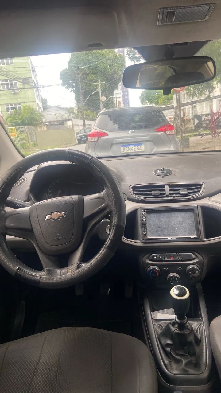 Alugo carro prisma sedan com Gás G5 , 750$ semana . - Foto 3