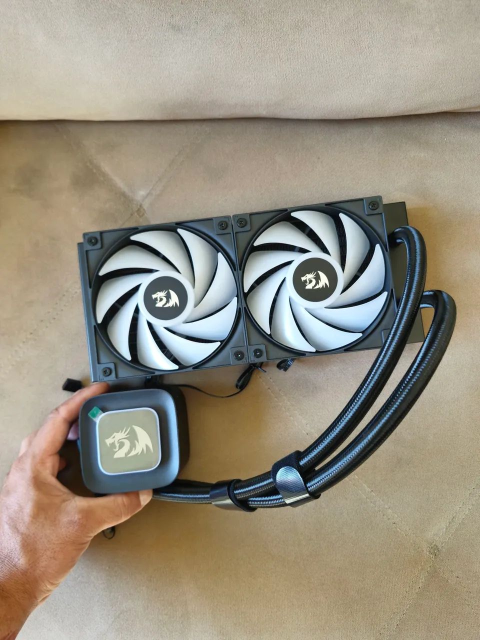 Water Cooler Redragon LE240RD. - Foto 5