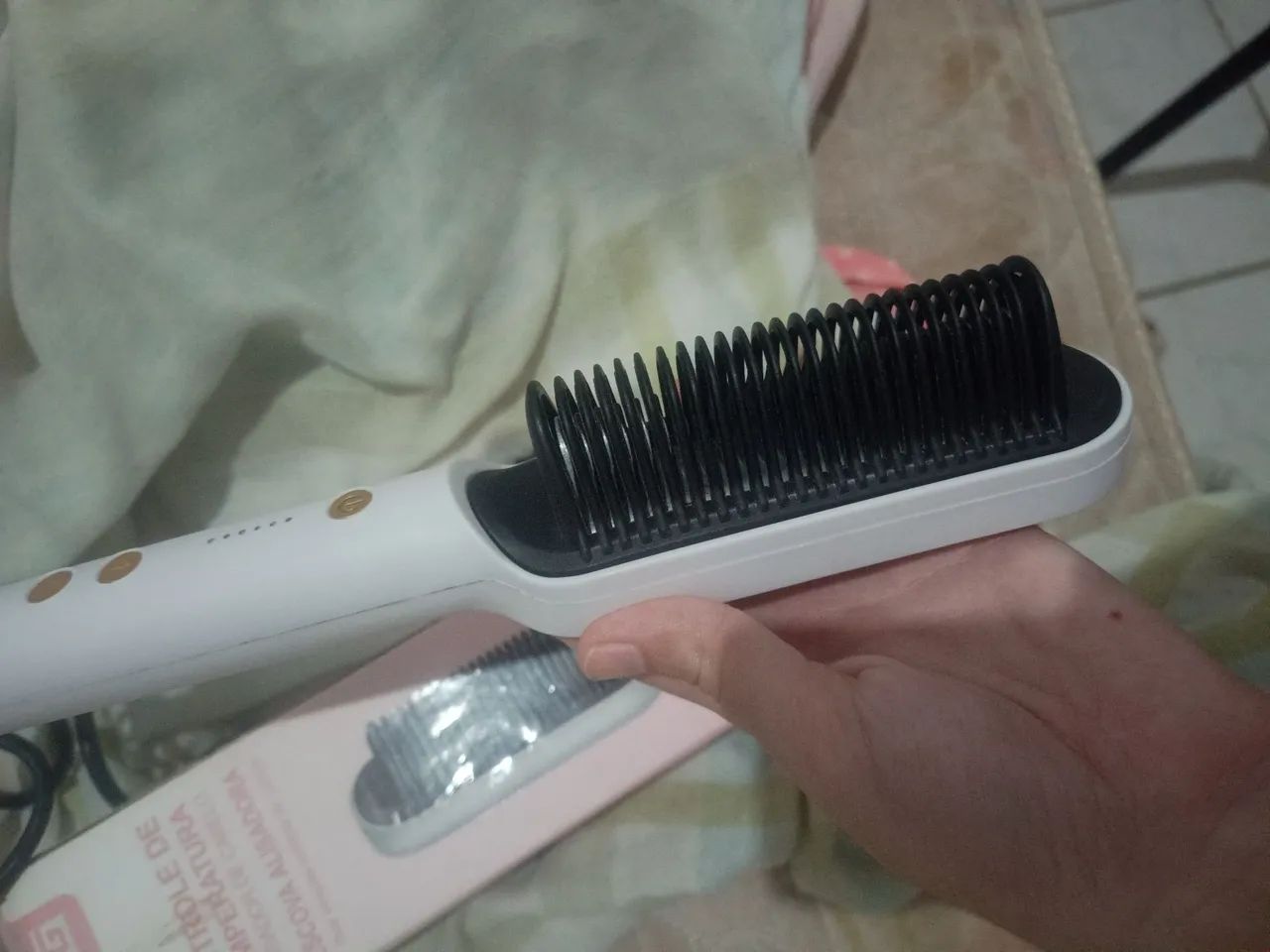 Vende-se essa secadora de cabelo 200 - Foto 3