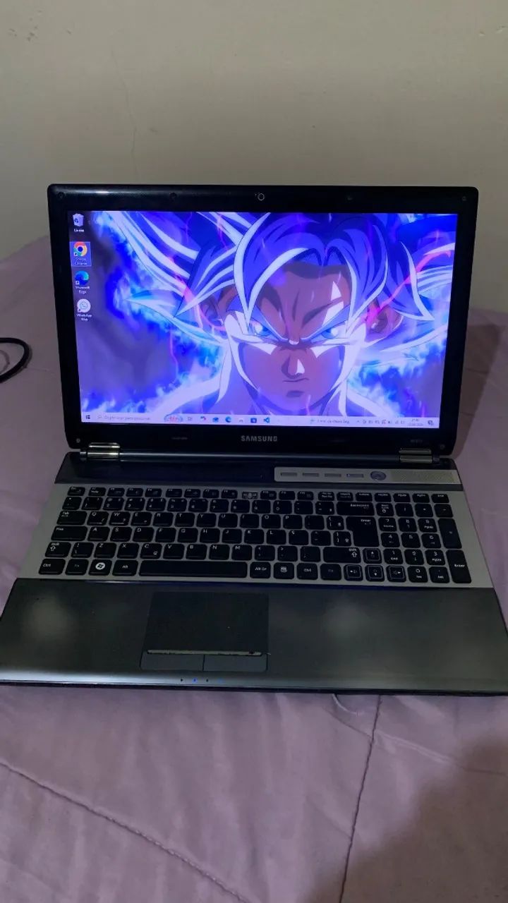 Notebook Samsung NP300E4A i5 + 6GB RAM + HD 1TB + NVIDIA GT 540M - Foto 3