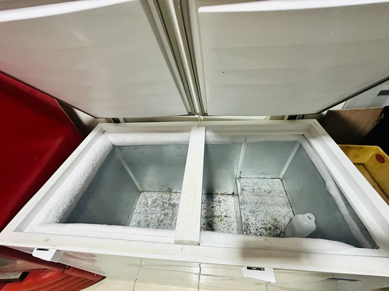 Freezer Horizontal 2 portas Eletrolux 440L - Foto 5