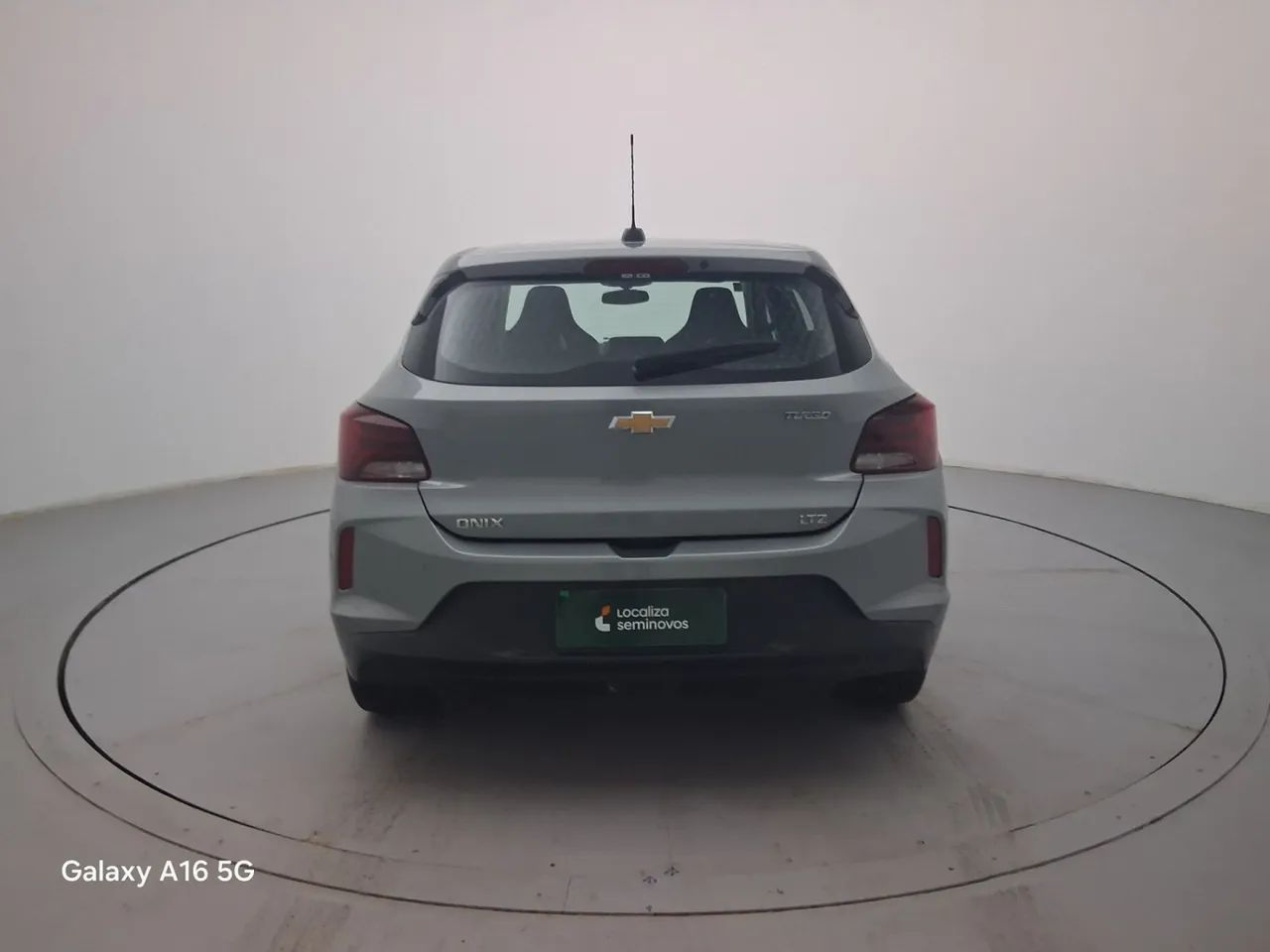 Chevrolet Onix Plus LTZ 1.0 12V TB Flex Aut. 4P, foto 4 de 18