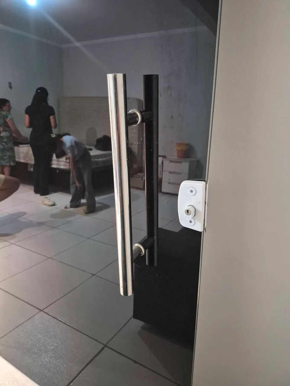 Vendo porta de vidro  - Foto 3