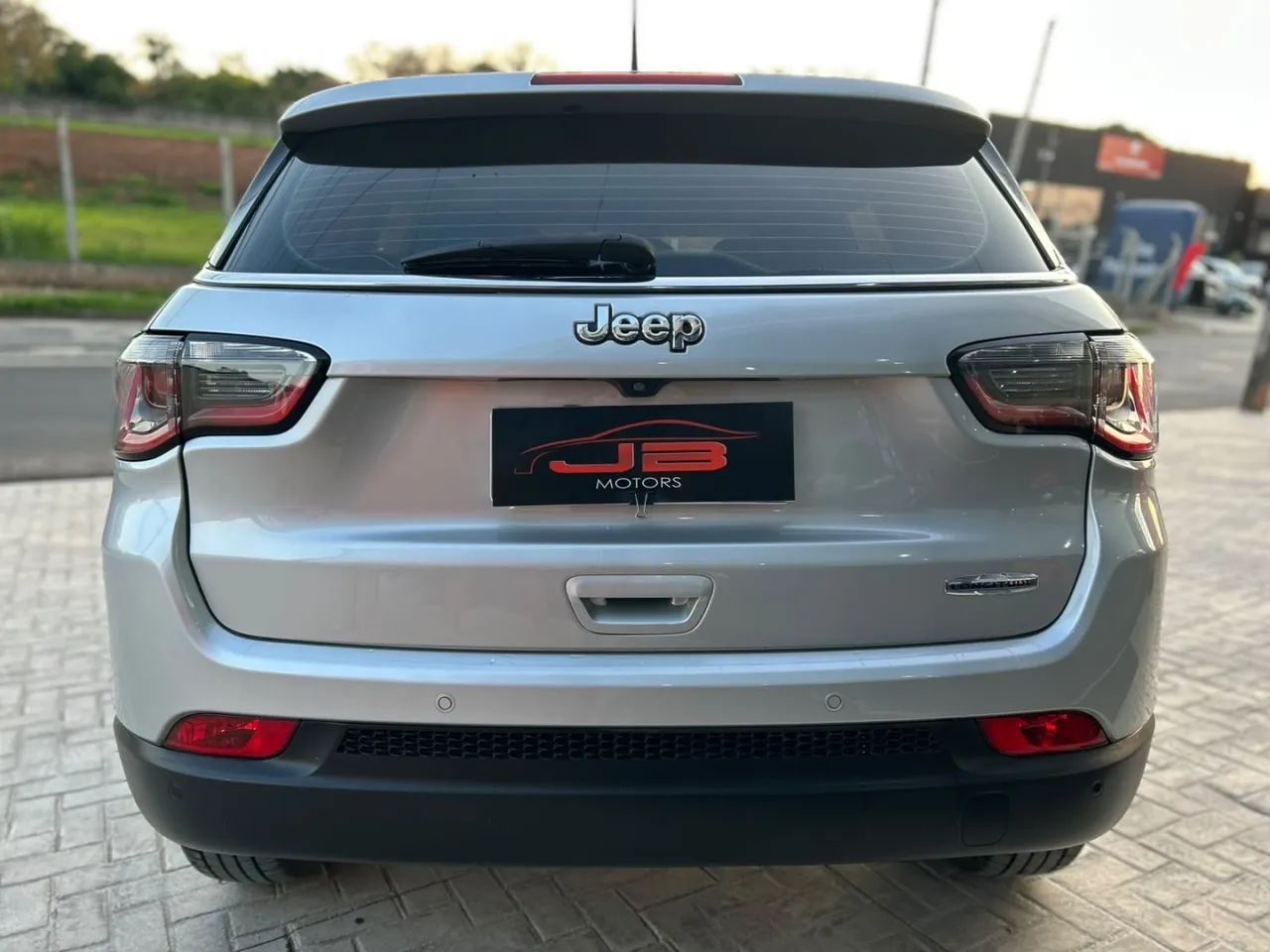 Jeep Compass Longitude 2.0 4X2 Flex 16V Aut. 2017 - Foto 2