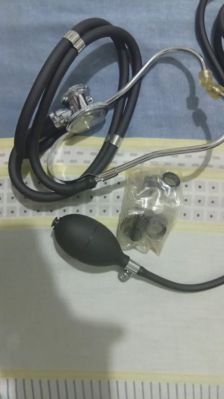 Aparelho de Pressão WanMed + Estetoscópio Completo Excelente Estado - Foto 2