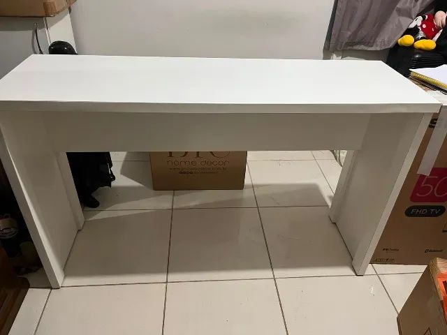 Mesa de estudos - MDF - Aparador 
