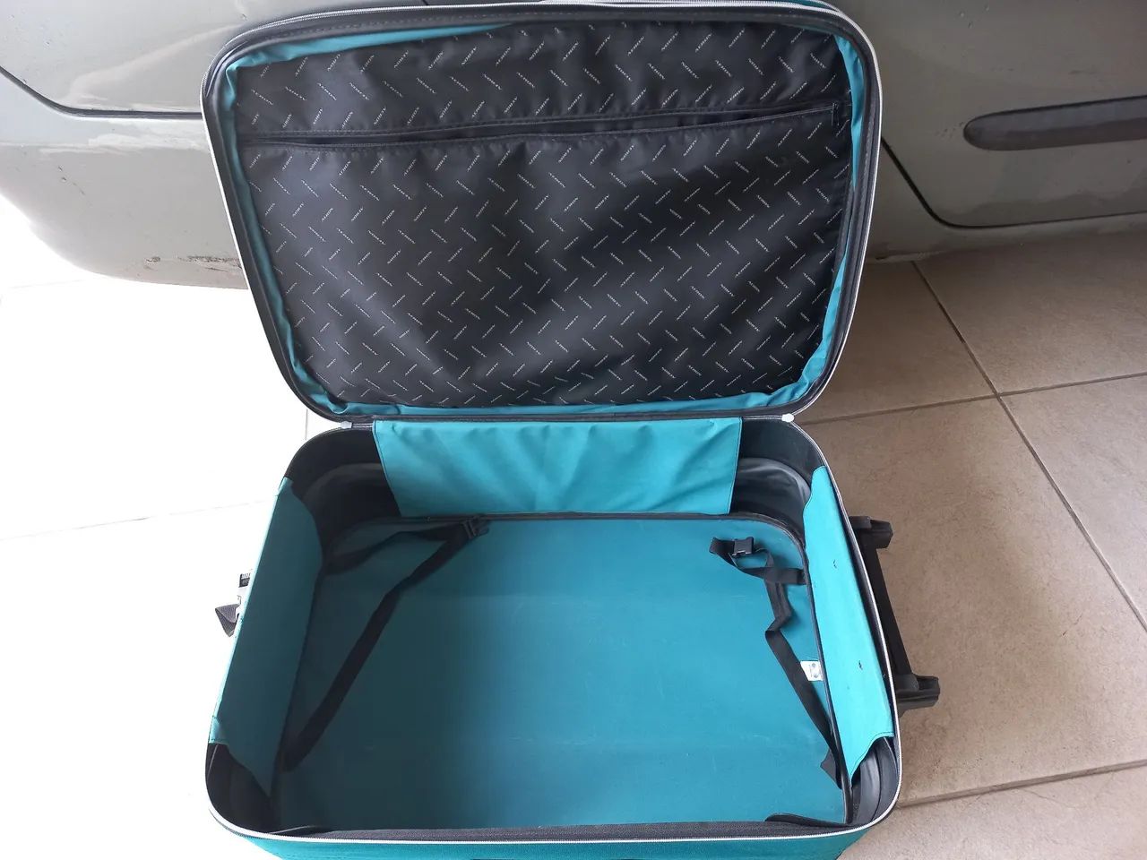 Mala para viagens grandes. Praticamente nova. - Foto 5