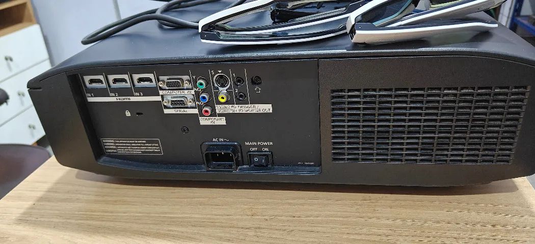 PROJETOR PANASONIC PT-AE7000 FULL HD  - Foto 4