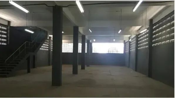GALPÃO COMERCIAL DE ESQUINA | 1.100m² | IMBIRIBEIRA | EXCELENTE VISIBILIDADE E LOGÍSTICA - Foto 2