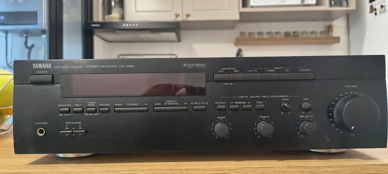 Receiver Yamaha RX-V375- 5.1 canal - Aparelhos de Som - Remédios