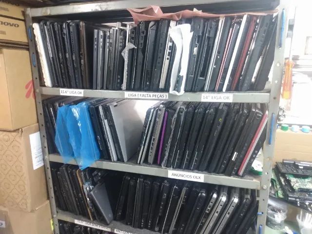 Peças e partes para notebooks diversas marcas e modelos. Carcaças vários modelos. Consulte - Foto 2