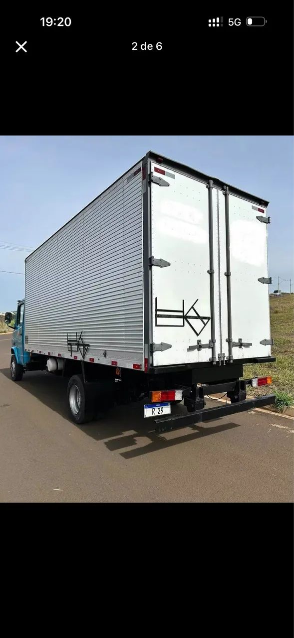 TRABALHAMOS COM TRANSPORTE E SERVIÇOS DE FRETES E MUDANÇAS 