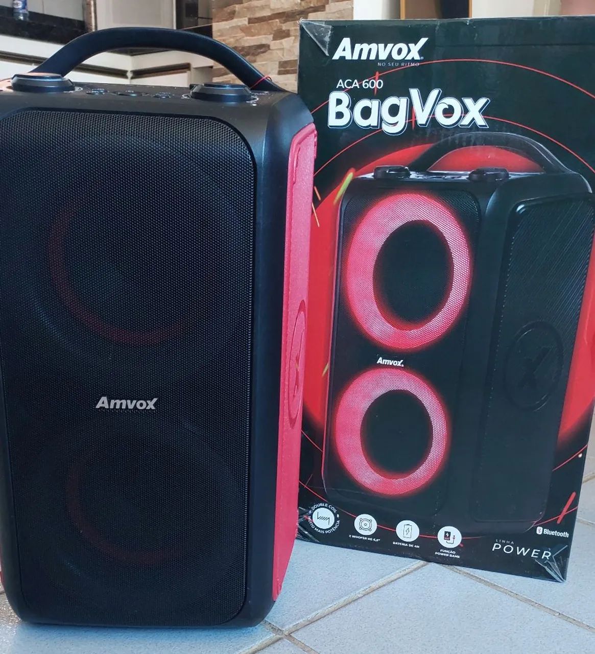 Caixa de som bluetooth e entrada auxiliar 