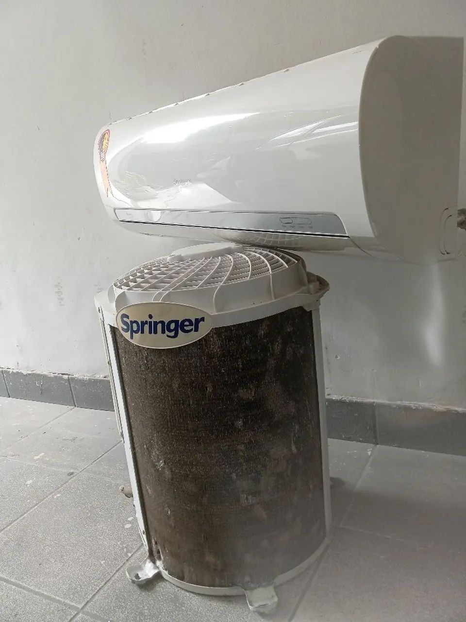 Vendo Split 12 mil BTUs Springer  - Foto 3