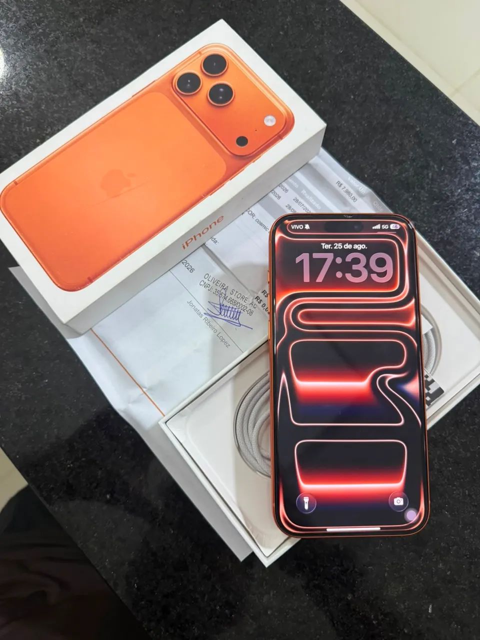 Vender ou troco iPhone 17 pro max novo chama ?  - Foto 2