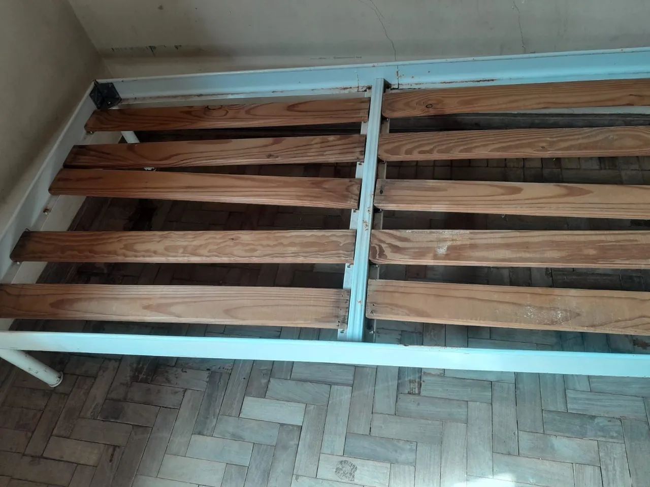 Cama solteiro de ferro super resistente  - Foto 2