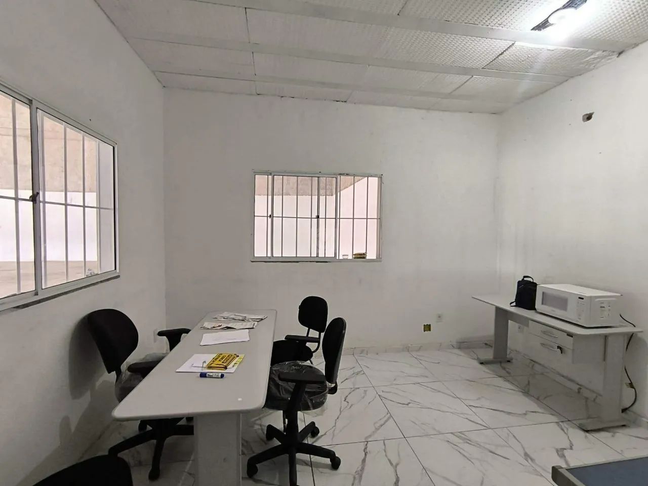 Excelente Galpão Comercial com 450m²  Posição Norte e Localização Estratégica! . - Foto 5