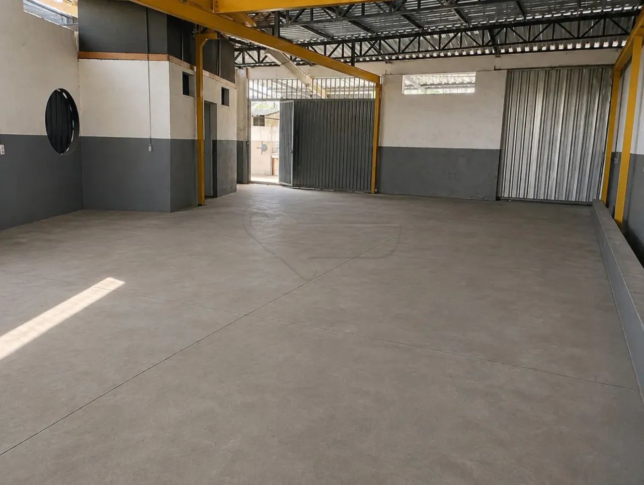 Barracão Comercial com 279m² de Área Útil localizado no Jardim São Simão - Limeira/SP - Foto 3