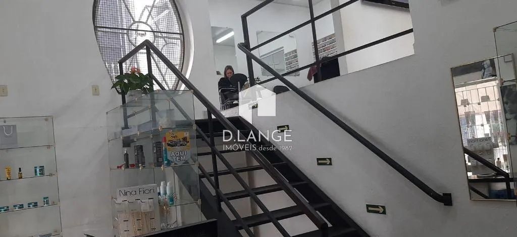 Casa à venda em Campinas, Cambuí, com 5 quartos, com 264.6 m² - Foto 4