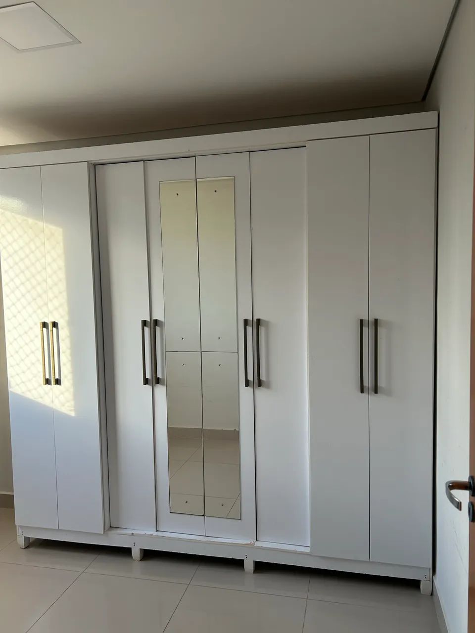 Guarda roupa casal 8 portas 