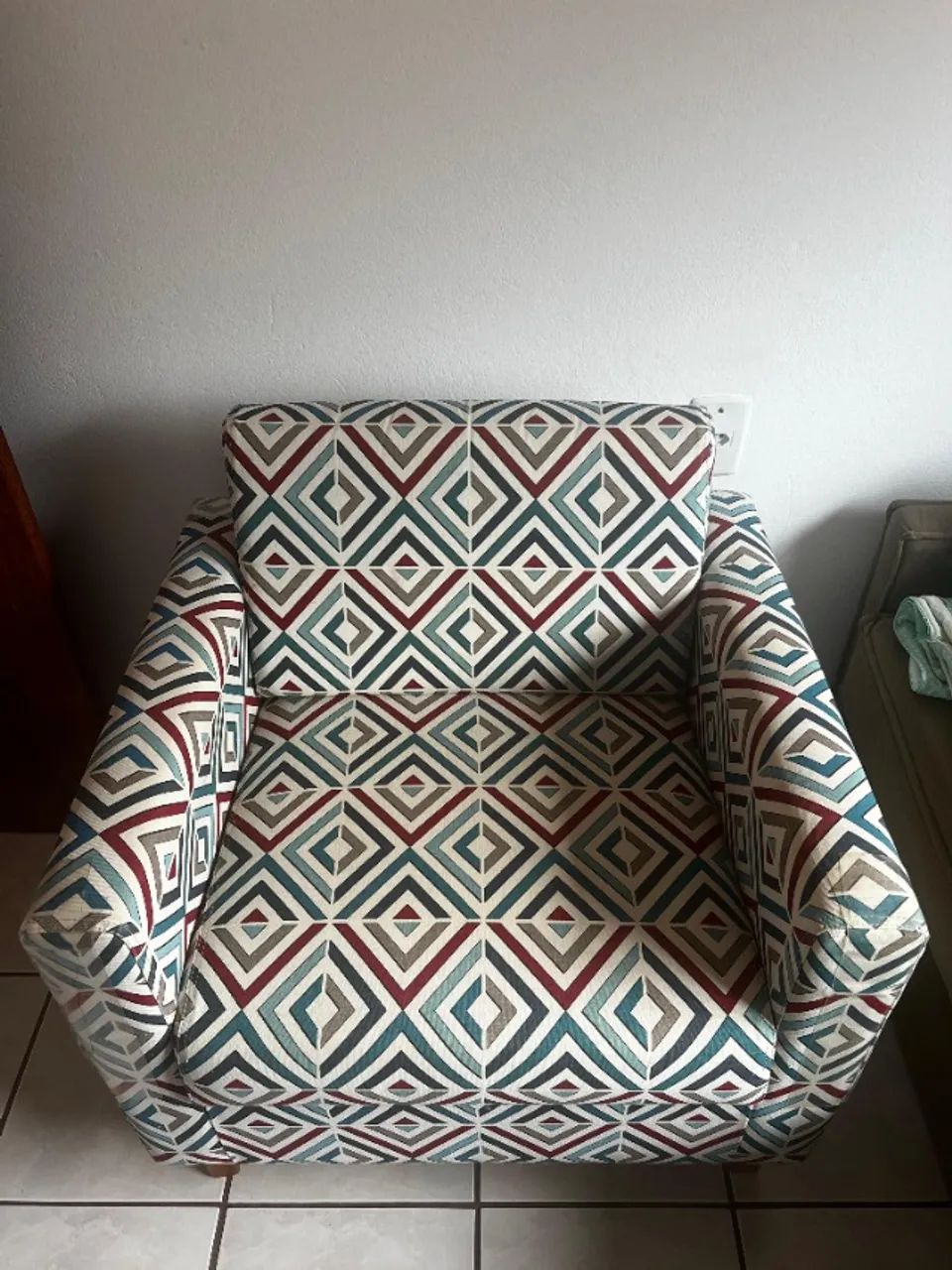 Poltrona Tironi original - confortável e design diferenciado - Foto 2