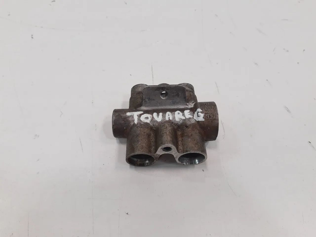 Regulador Temperatura Óleo Vw Touareg 4.2 05 Á 09 7l0317027a