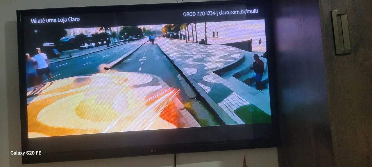 V/T tv lg 50 funcionando perfeitamente sem linhas n e smart  - Foto 2