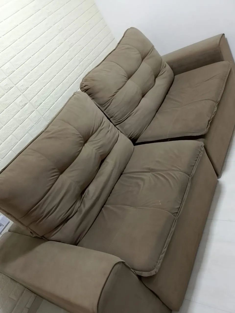 Sofá retrátil 3 lugares 