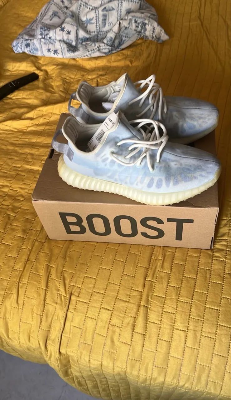 Yeezy 350 com caixa pra sair rápido - Foto 4