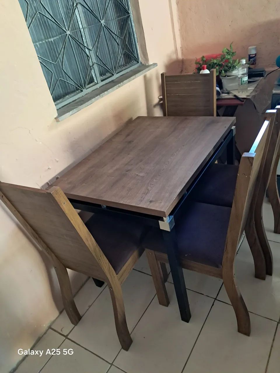 mesa com 4 cadeiras  - Foto 3