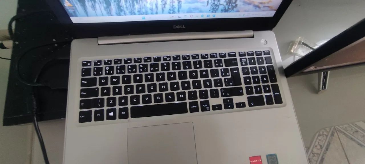 Notebook Dell i7+ vídeo dedicado  - Foto 4