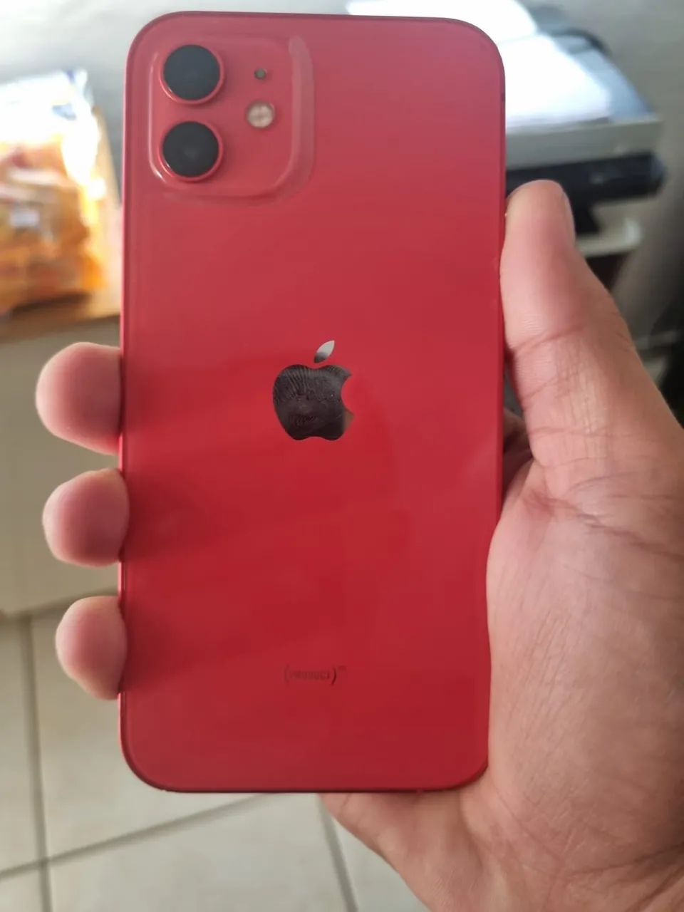 iPhone 12 Red 64GB - Foto 2