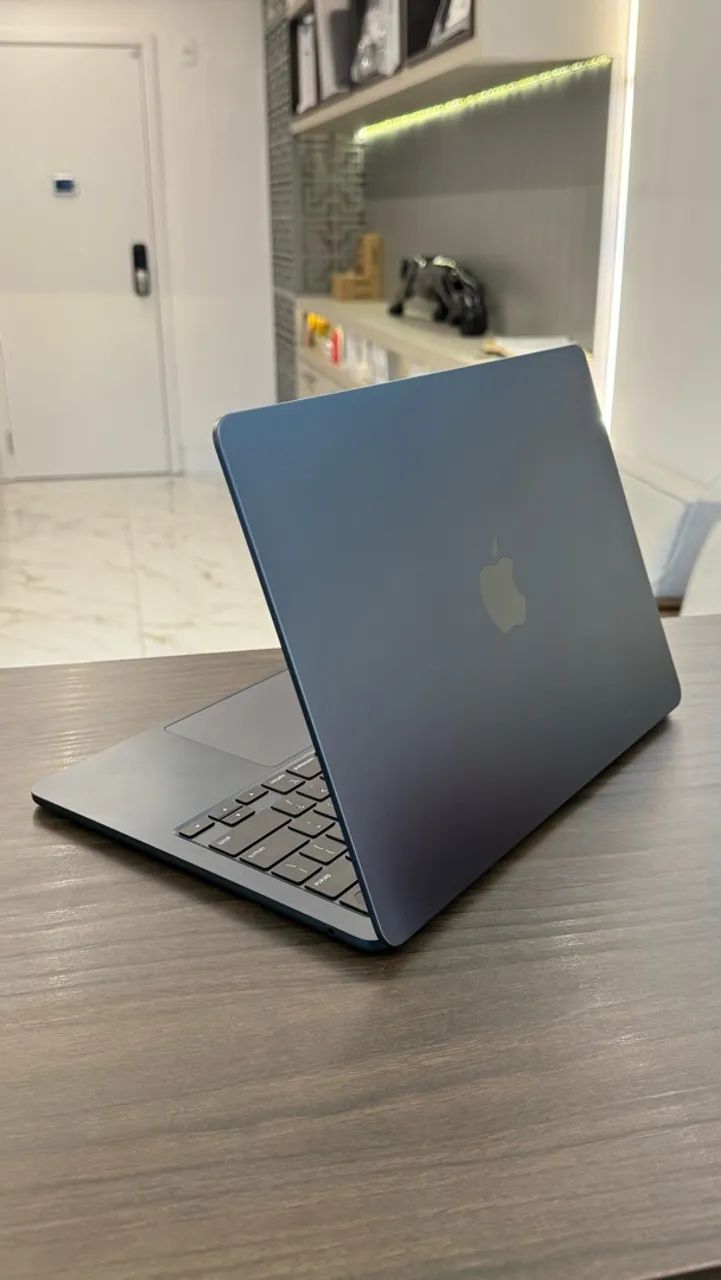 MACBOOK AIR M3 512SSD 8GB 13 POLEGADAS MIDNIGHT SEMINOVO / LOJA FÍSICA  - Foto 5