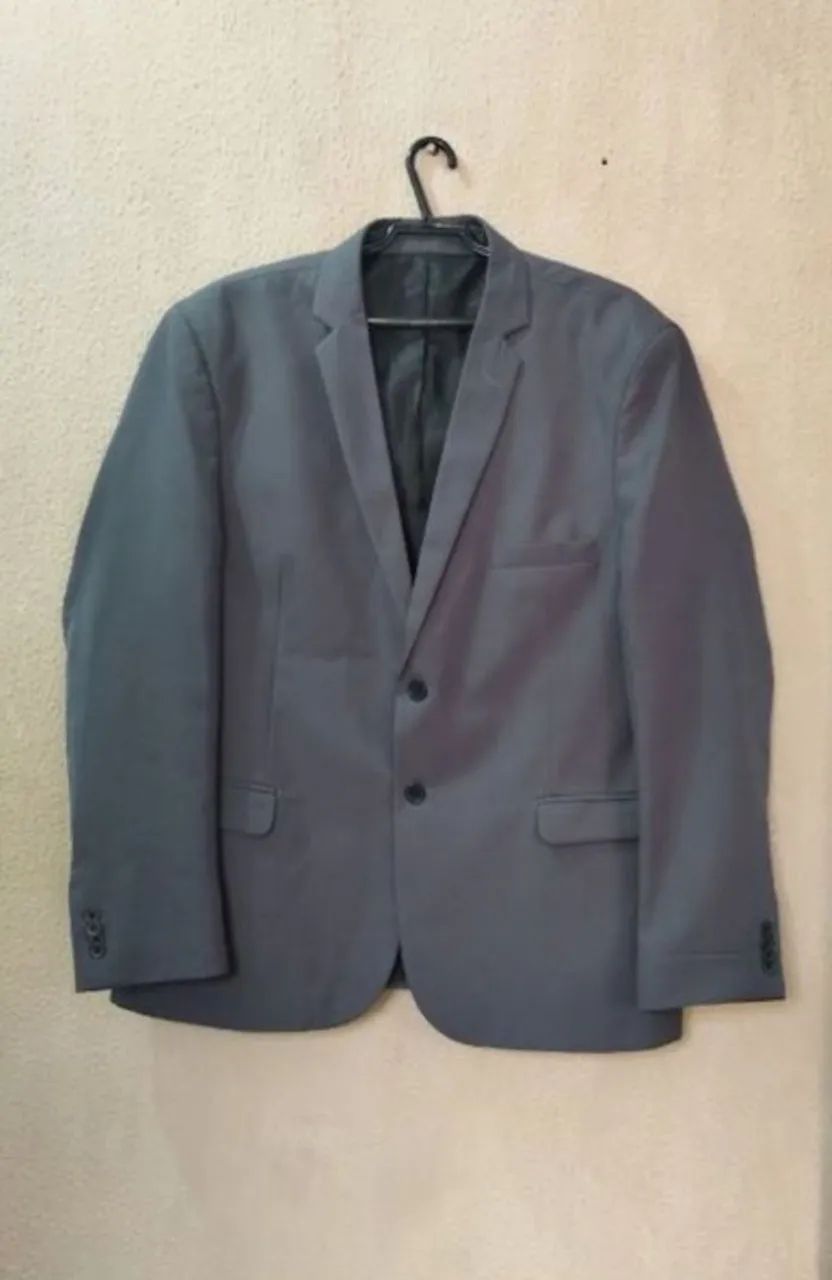 Blazer cinza tamanho 60