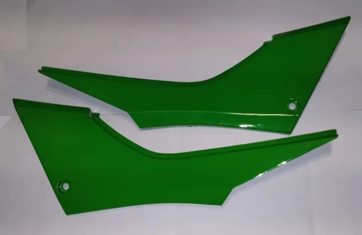 Par de carenagens acabamento lateral Ninja/Z 300 - Peças para