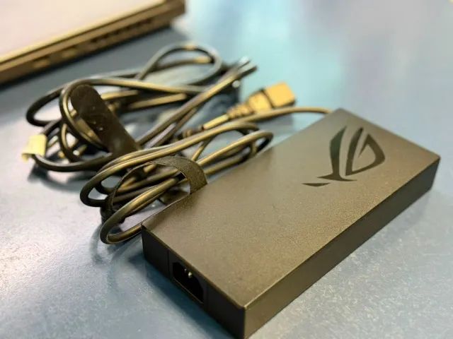 Notebook ASUS ROG Strix G16 2025 - Foto 2