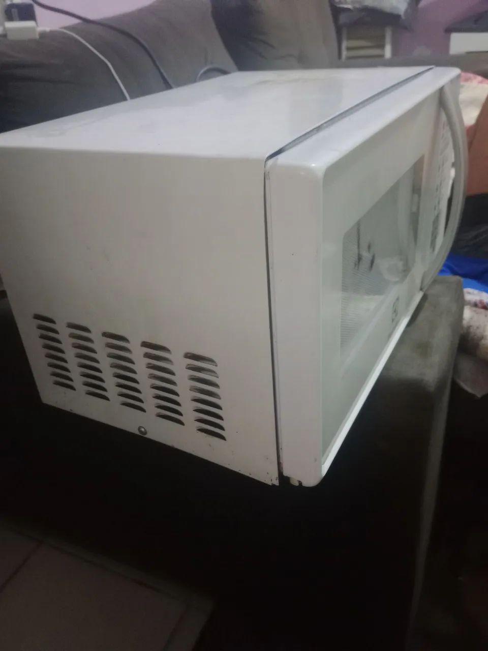Vendo Microondas com Avarias  - Foto 2