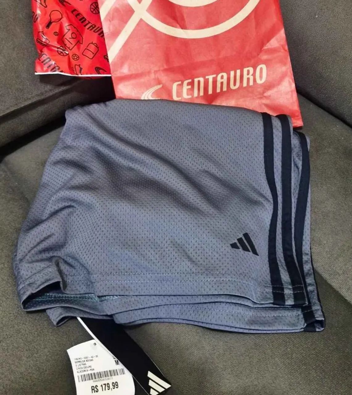 BERMUDA ADIDAS COMPRADA NO SHOPPING METRÓPOLE NOVA 
