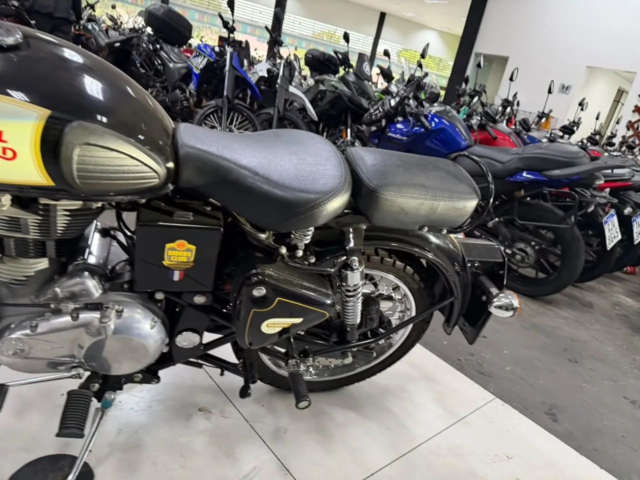 ROYAL ENFIELD CLASSIC 500 - Foto 5