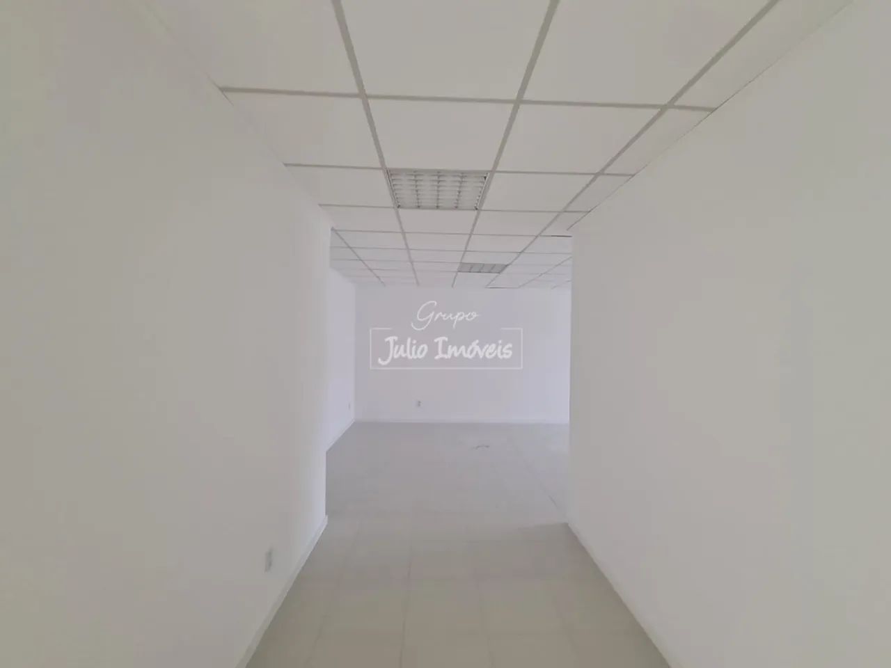 Sala no centro da Guabiruba para alugar - Foto 4