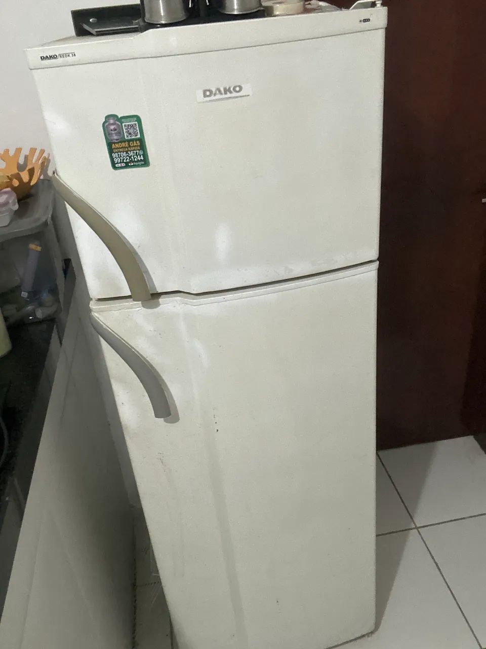 Vendo geladeira 