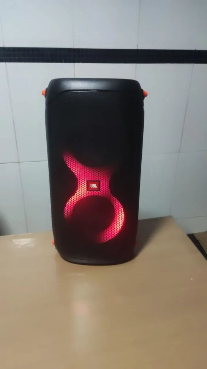 Vendo JBL box 110 ( 160 watts)